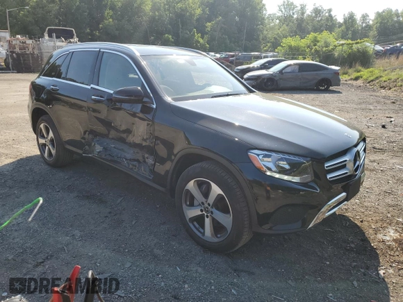 2018 Mercedes-Benz GLC 300 with VIN WDC0G4JB8JV061971, listed as a Copart auction lot 61849395 with 55,549 mi miles and Salvage title. Bid and sale history available at DreamBid. Image 4.