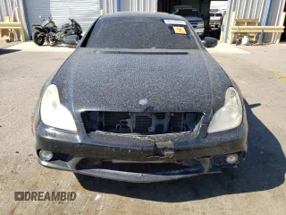 2010 Mercedes-Benz CLS 550 с VIN WDDDJ7CB3AA161609, выставлен на аукционе Copart как лот 60133343 с пробегом Не указан миль и Списание • Salvage title. История ставок и продаж доступна на DreamBid. Изображение 5.