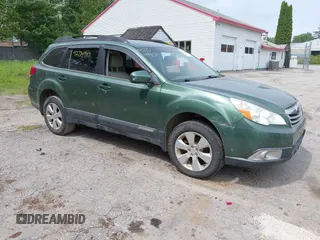 2010 Subaru Outback Premium All-Weather Anniversary z VIN 4S4BRBCC8A3350472, wystawiony jako IAAI lot #42724910 z przebiegiem 133 827 mil mil oraz . Historia ofert i sprzedaży dostępna na DreamBid. Obrazek 1.