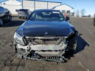 2018 Mercedes-Benz C 300 with VIN WDDWJ4KB4JF681717, listed as a Copart auction lot 45214955 with 153,470 mi miles and Salvage title. Bid and sale history available at DreamBid. Image 5.