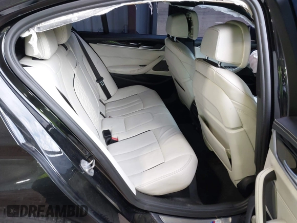 2018 BMW 5 Series M550i xDrive with VIN WBAJB9C51JB035949, listed as a IAAI auction lot 42085727 with Not provided miles and . Bid and sale history available at DreamBid. Image 8.