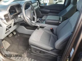2023 Ford F-150 Lightning Pro с VIN 1FT6W1EV6PWG39428, выставлен на аукционе Copart как лот 46041815 с пробегом 3 396 миль миль и Списание • Salvage title. История ставок и продаж доступна на DreamBid. Изображение 7.