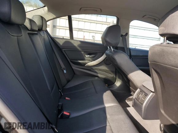 2018 BMW 3 Series 320i with VIN WBA8A9C50JAH13133, listed as a Copart auction lot 85004704 with 54,898 mi miles and Salvage Title. Bid and sale history available at carsss.com. Image 10.