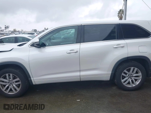 2016 Toyota Highlander LE Plus z VIN 5TDZKRFH7GS171063, wystawiony jako IAAI lot #41787351 z przebiegiem 67 779 mil mil oraz . Historia ofert i sprzedaży dostępna na DreamBid. Obrazek 15.