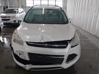 2014 Ford Escape SE with VIN 1FMCU0GX7EUB33872, listed as a IAAI auction lot 41953027 with 239,403 mi miles. Bid and sale history available at carsss.com. Image 12.