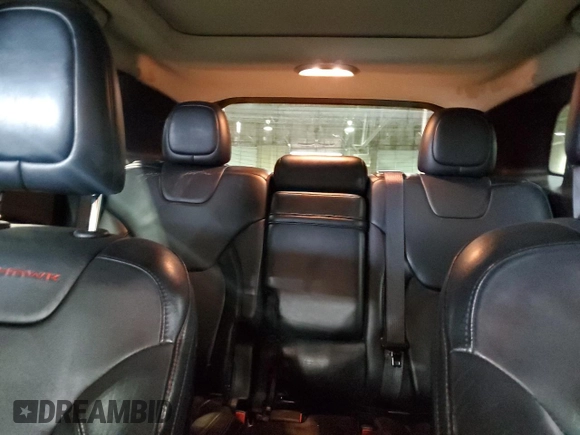 2014 Jeep Cherokee Trailhawk with VIN 1C4PJMBS0EW111606, listed as a Copart auction lot 46680205 with 150,446 mi miles and Clean Title. Bid and sale history available at carsss.com. Image 10.