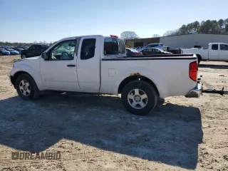 2007 Nissan Frontier SE z VIN 1N6AD06U97C410014, wystawiony jako Copart lot #46402375 z przebiegiem 172 136 mil mil oraz Szkoda całkowita • Salvage title. Historia ofert i sprzedaży dostępna na DreamBid. Obrazek 2.