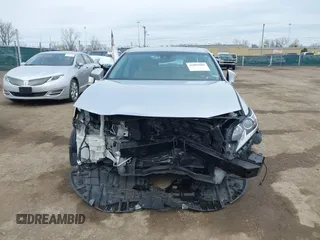 2018 Lexus ES with VIN 58ABK1GG6JU081676, listed as a IAAI auction lot 41996905 with 81,973 mi miles. Bid and sale history available at carsss.com. Image 6.