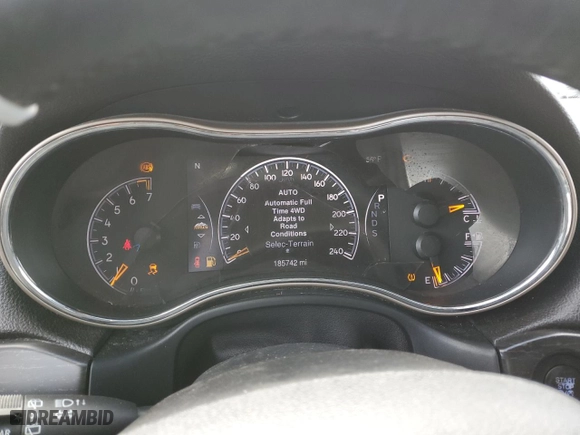 2014 Jeep Grand Cherokee Limited with VIN 1C4RJFBG7EC467326, listed as a Copart auction lot 52544705 with 185,742 mi miles and Clean Title. Bid and sale history available at carsss.com. Image 9.
