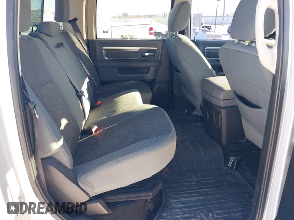 2015 Ram 1500 Big Horn z VIN 1C6RR7LT2FS620252, wystawiony jako IAAI lot #41149484 z przebiegiem 137 784 mil mil oraz . Historia ofert i sprzedaży dostępna na DreamBid. Obrazek 8.