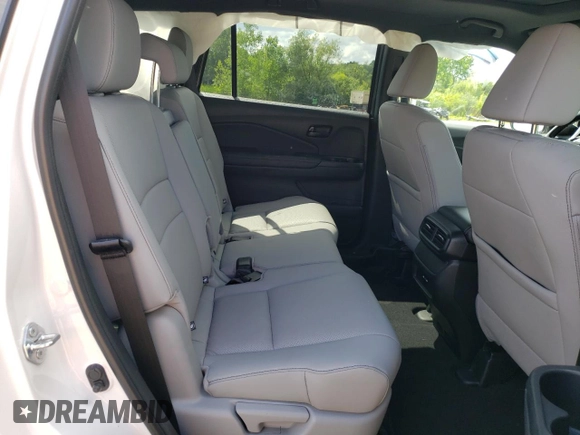 2024 Honda Passport EX-L с VIN 5FNYF8H50RB003995, выставлен на аукционе Copart как лот 60998494 с пробегом 7 193 миль миль и Списание • Salvage title. История ставок и продаж доступна на DreamBid. Изображение 11.