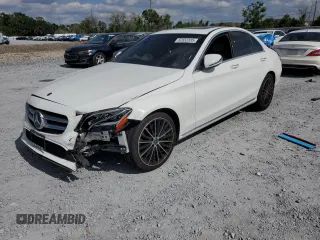 2021 Mercedes-Benz C 300 z VIN W1KWF8DB0MR652112, wystawiony jako Copart lot #52832335 z przebiegiem Nie podano mil oraz Nie do naprawy • Non repairable. Historia ofert i sprzedaży dostępna na DreamBid. Obrazek 1.