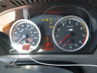 2011 BMW X5 M with VIN 5YMGY0C53BLK26167, listed as a IAAI auction lot 41742529 with 118,777 mi miles. Bid and sale history available at carsss.com. Image 15.