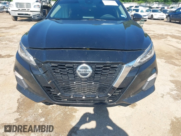 2021 Nissan Altima 2.5 SV with VIN 1N4BL4DV7MN302641, listed as a IAAI auction lot 39405249 with 98,184 mi miles. Bid and sale history available at carsss.com. Image 12.