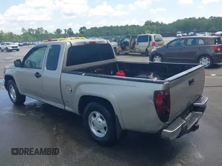2005 GMC Canyon z VIN 1GTCS198758124006, wystawiony jako IAAI lot #42479296 z przebiegiem 209 245 mil mil oraz . Historia ofert i sprzedaży dostępna na DreamBid. Obrazek 3.