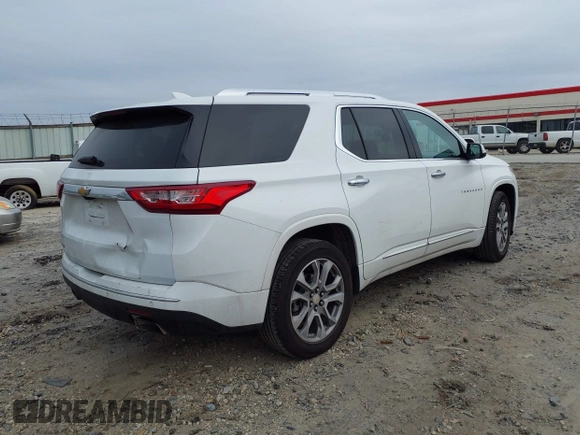 2021 Chevrolet Traverse Premier with VIN 1GNERKKW0MJ132238, listed as a IAAI auction lot 41515385 with 135,739 mi miles. Bid and sale history available at carsss.com. Image 4.