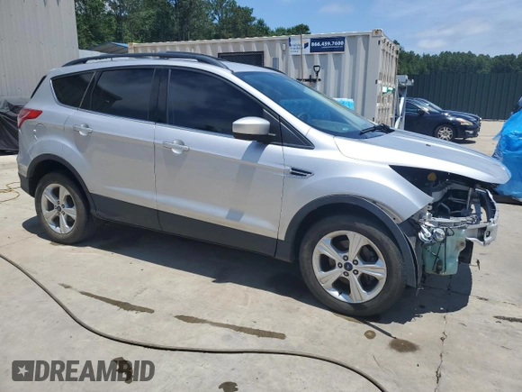 2013 Ford Escape SE z VIN 1FMCU0GX8DUD15126, wystawiony jako Copart lot #58539285 z przebiegiem 71 580 mil mil oraz Szkoda całkowita • Salvage title. Historia ofert i sprzedaży dostępna na DreamBid. Obrazek 4.