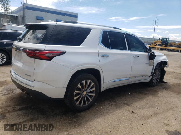 2022 Chevrolet Traverse Premier z VIN 1GNEVKKW3NJ124289, wystawiony jako Copart lot #56140475 z przebiegiem 71 798 mil mil oraz Szkoda całkowita • Salvage title. Historia ofert i sprzedaży dostępna na DreamBid. Obrazek 3.