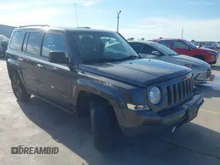 2017 Jeep Patriot Sport z VIN 1C4NJPBBXHD117521, wystawiony jako IAAI lot #42311513 z przebiegiem 71 548 mil mil oraz . Historia ofert i sprzedaży dostępna na DreamBid. Obrazek 1.