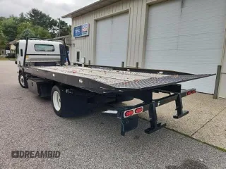 2020 Isuzu NQR IBT PWL with VIN JALE5W169L7305035, listed as a Copart auction lot 76352564 with 93,159 mi miles and Clean Title. Bid and sale history available at carsss.com. Image 4.