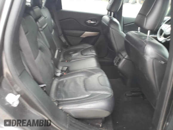 2017 Jeep Cherokee High Altitude с VIN 1C4PJMDS1HW629497, выставлен на аукционе Copart как лот 57837685 с пробегом 164 863 миль миль и Списание • Salvage title. История ставок и продаж доступна на DreamBid. Изображение 10.