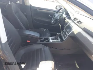 2016 Volkswagen CC Trend с VIN WVWBP7AN1GE502780, выставлен на аукционе IAAI как лот 42157860 с пробегом 124 052 миль миль и . История ставок и продаж доступна на DreamBid. Изображение 5.