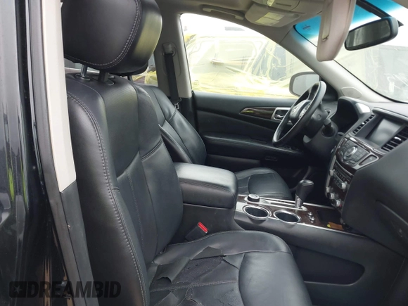 2013 Nissan Pathfinder SV with VIN 5N1AR2MMXDC668780, listed as a IAAI auction lot 41160795 with 158,610 mi miles. Bid and sale history available at carsss.com. Image 5.