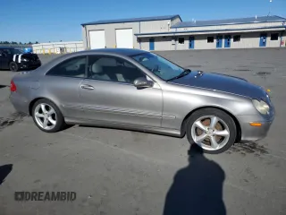 2005 Mercedes-Benz CLK 320 with VIN WDBTJ65J75F166274, listed as a Copart auction lot 80989794 with 226,362 mi miles and Clean Title. Bid and sale history available at DreamBid. Image 4.