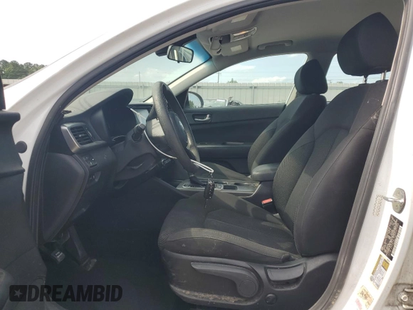 2019 Kia Optima LX с VIN 5XXGT4L33KG347598, выставлен на аукционе Copart как лот 57473625 с пробегом 83 498 миль миль и Списание • Salvage title. История ставок и продаж доступна на DreamBid. Изображение 7.