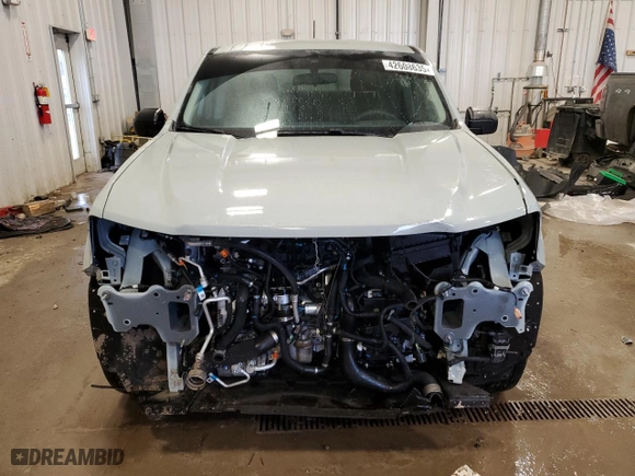 2024 Ford Maverick XL with VIN 3FTTW8A99RRA95114, listed as a Copart auction lot 42608635 with 28,413 mi miles and Non Repairable. Bid and sale history available at carsss.com. Image 5.