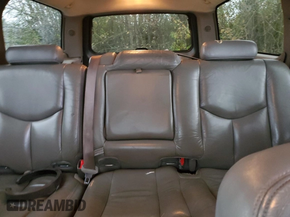 2004 Chevrolet Suburban Z71 with VIN 3GNFK16Z84G169384, listed as a Copart auction lot 76400574 with 298,885 mi miles and Clean Title. Bid and sale history available at carsss.com. Image 10.