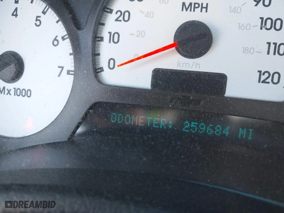 2005 Chevrolet TrailBlazer LS with VIN 1GNET16S356112993, listed as a IAAI auction lot 42036437 with 259,684 mi miles. Bid and sale history available at carsss.com. Image 7.
