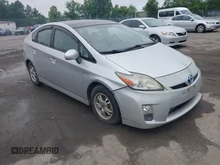 2010 Toyota Prius II z VIN JTDKN3DU4A0174731, wystawiony jako IAAI lot #42462738 z przebiegiem 181 862 mil mil oraz . Historia ofert i sprzedaży dostępna na DreamBid. Obrazek 1.