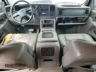 2004 Chevrolet Tahoe LT with VIN 1GNEC13Z74R150242, listed as a Copart auction lot 50170335 with 149,921 mi miles and Salvage title. Bid and sale history available at DreamBid. Image 8.