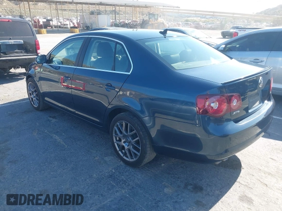 2010 Volkswagen Jetta with VIN 3VWAL8AJ4AM027389, listed as a IAAI auction lot 42392853 with 191,061 mi miles and . Bid and sale history available at DreamBid. Image 3.