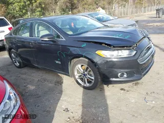 2015 Ford Fusion Energi Titanium with VIN 3FA6P0SU8FR189159, listed as a IAAI auction lot 41595744 with 170,558 mi miles. Bid and sale history available at carsss.com. Image 1.