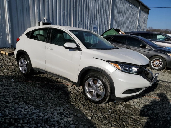2022 Honda HR-V LX with VIN 3CZRU6H35NM727856, listed as a Copart auction lot 41042074 with 10,841 mi miles and Salvage Title. Bid and sale history available at carsss.com. Image 4.