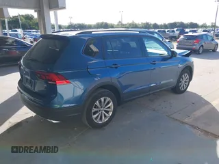 2018 Volkswagen Tiguan S с VIN 3VV1B7AX4JM059717, выставлен на аукционе IAAI как лот 40844600 с пробегом 32 540 миль миль и . История ставок и продаж доступна на DreamBid. Изображение 4.