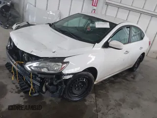 2017 Nissan Sentra S z VIN 3N1AB7AP3HY311106, wystawiony jako IAAI lot #41550991 z przebiegiem 220 986 mil mil oraz . Historia ofert i sprzedaży dostępna na DreamBid. Obrazek 2.