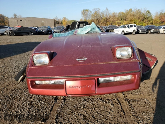 1988 Chevrolet Corvette z VIN 1G1YY2184J5119291, wystawiony jako Copart lot #77069494 z przebiegiem Nie podano mil oraz Szkoda całkowita • Salvage title. Historia ofert i sprzedaży dostępna na DreamBid. Obrazek 5.