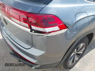 2024 Volkswagen Atlas SE with VIN 1V2DE2CA9RC250981, listed as a IAAI auction lot 41487466 with 10,021 mi miles and . Bid and sale history available at DreamBid. Image 6.