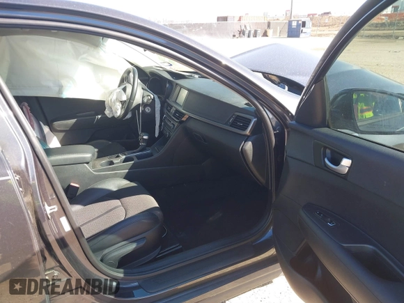2018 Kia Optima LX with VIN 5XXGT4L3XJG244855, listed as a IAAI auction lot 41679341 with 43,230 mi miles. Bid and sale history available at carsss.com. Image 5.