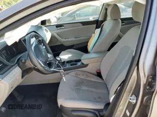 2018 Hyundai Sonata SE with VIN 5NPE24AF3JH687733, listed as a Copart auction lot 53662185 with 98,331 mi miles and Clean Title. Bid and sale history available at DreamBid. Image 7.