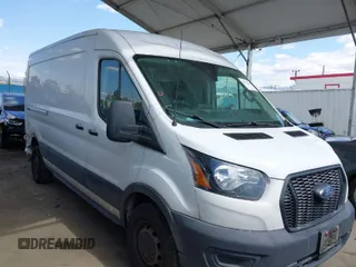 2021 Ford Transit Cargo with VIN 1FTBR1C84MKA37715, listed as a IAAI auction lot 41912160 with 185,240 mi miles. Bid and sale history available at carsss.com. Image 1.