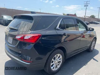 2020 Chevrolet Equinox LT z VIN 3GNAXJEVXLS729413, wystawiony jako IAAI lot #42495749 z przebiegiem 61 771 mil mil oraz . Historia ofert i sprzedaży dostępna na DreamBid. Obrazek 10.