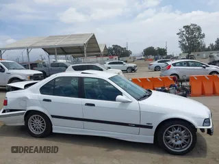 1998 BMW M3 with VIN WBSCD9329WEE07762, listed as a IAAI auction lot 42239221 with Not provided miles and . Bid and sale history available at DreamBid. Image 14.
