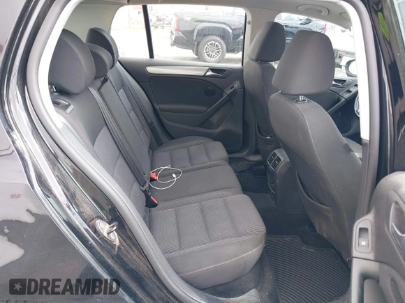 2012 Volkswagen Golf TDI z VIN WVWDM7AJ2CW334537, wystawiony jako IAAI lot #41836985 z przebiegiem 115 640 mil mil oraz . Historia ofert i sprzedaży dostępna na DreamBid. Obrazek 8.