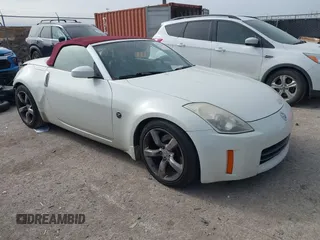 2006 Nissan 350Z Touring with VIN JN1AZ36A06M452000, listed as a IAAI auction lot 41371231 with 227,403 mi miles. Bid and sale history available at carsss.com. Image 1.