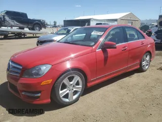 2012 Mercedes-Benz C 300 Sport z VIN WDDGF8BB0CA690265, wystawiony jako Copart lot #56969195 z przebiegiem 107 477 mil mil oraz Nie do naprawy • Non repairable. Historia ofert i sprzedaży dostępna na DreamBid. Obrazek 1.