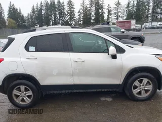 2021 Chevrolet Trax LT with VIN KL7CJPSB9MB331460, listed as a IAAI auction lot 42019002 with 91,135 mi miles. Bid and sale history available at carsss.com. Image 13.